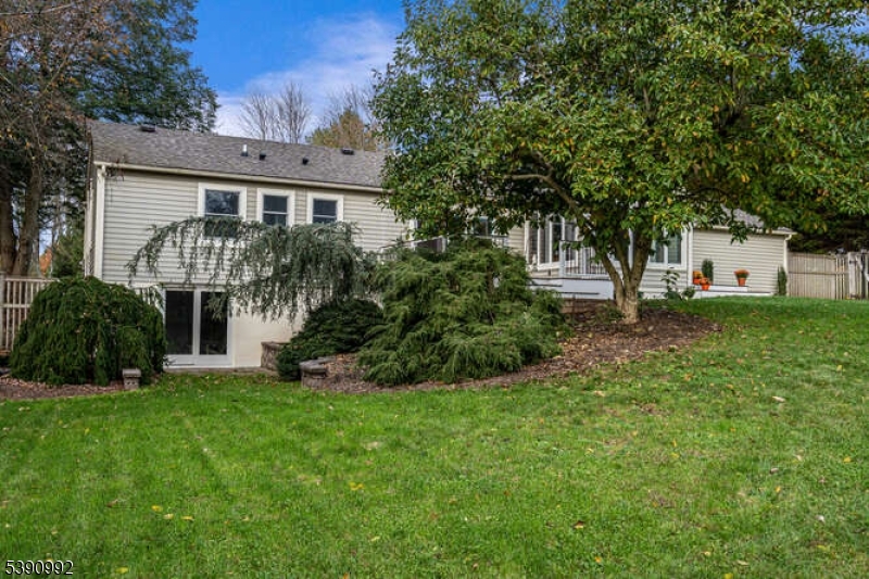 17 Windy Hill Rd