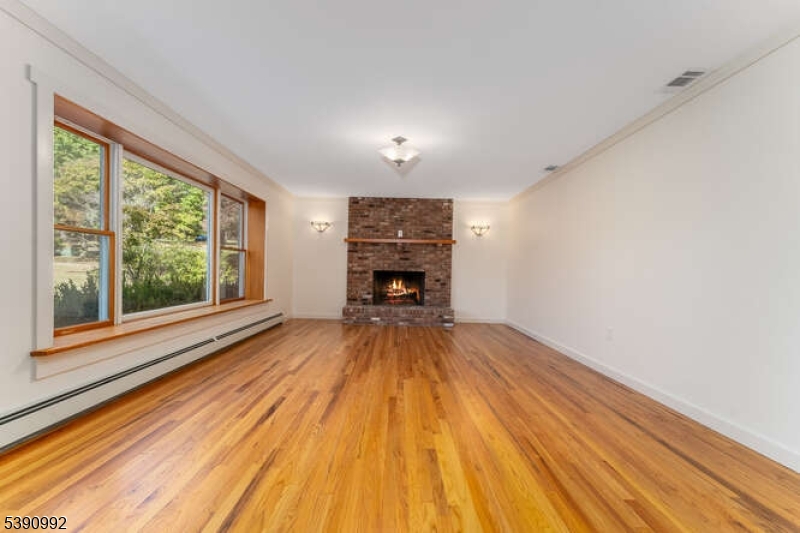 17 Windy Hill Rd
