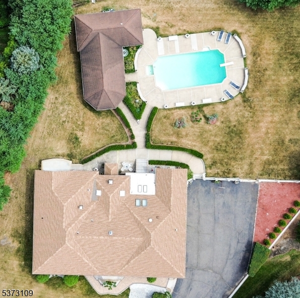 8 Lookout Point Trail