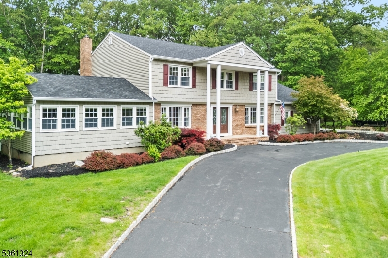 7 Hennion Dr