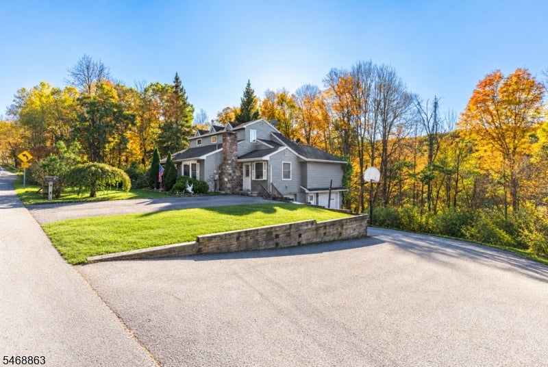 38 Highland Lakes Rd
