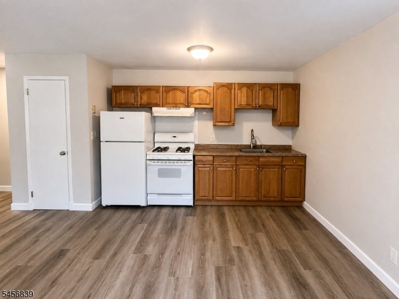 39 Glenridge Ave 2