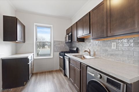 165 Franklin St 108 Bloomfield Twp. NJ 07003