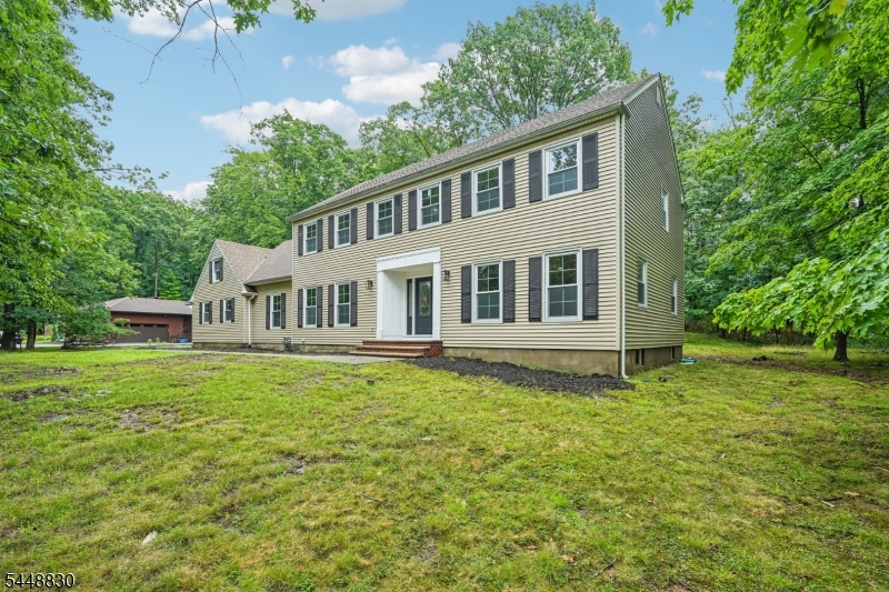 12 Apache Rd