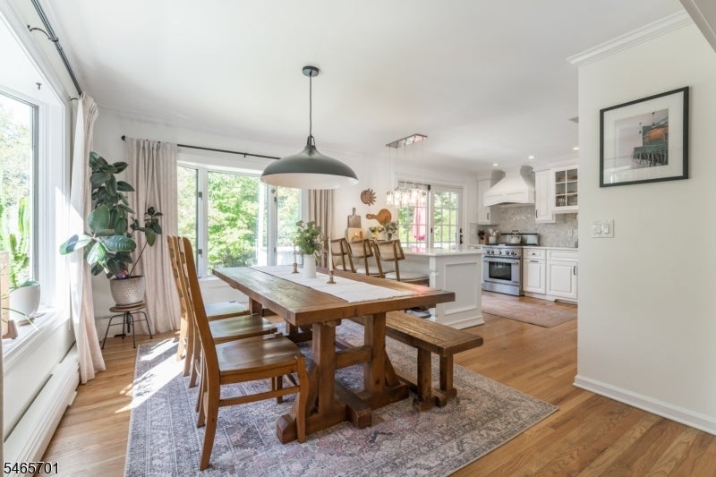 38 Esplanade Dr