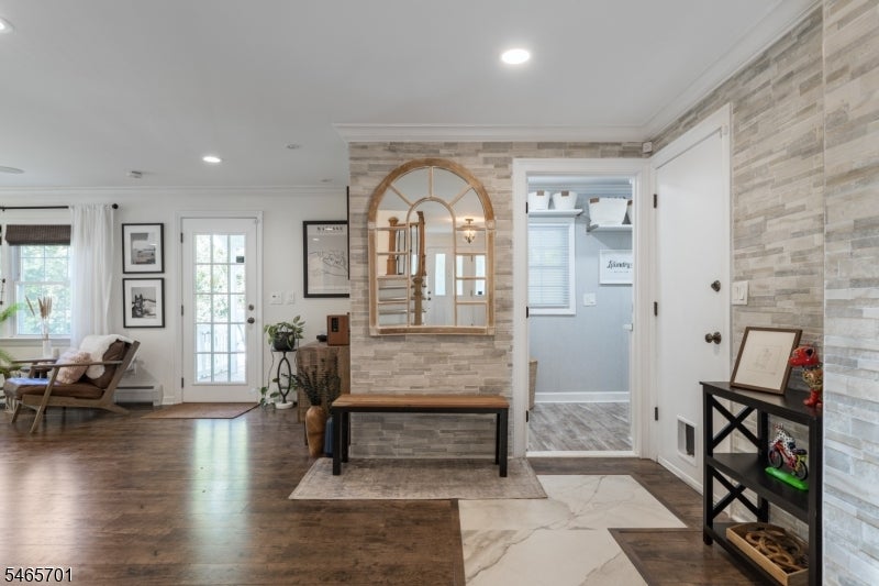38 Esplanade Dr