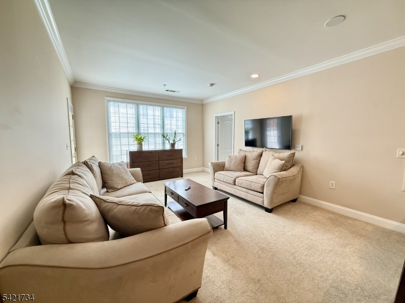 1213 Wharton Ct 1213