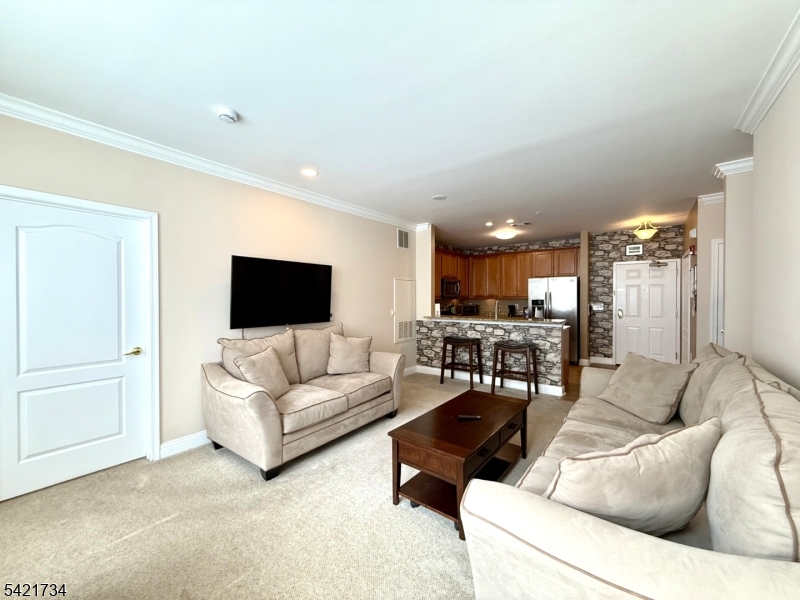 1213 Wharton Ct 1213