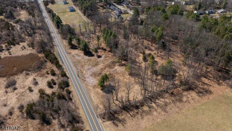 335 Clove Rd