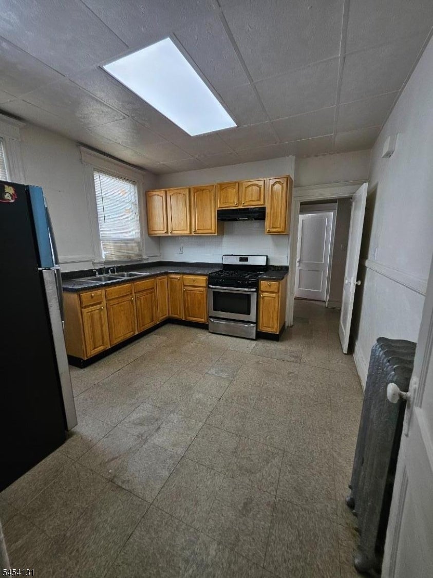 275 S Burnett St 2