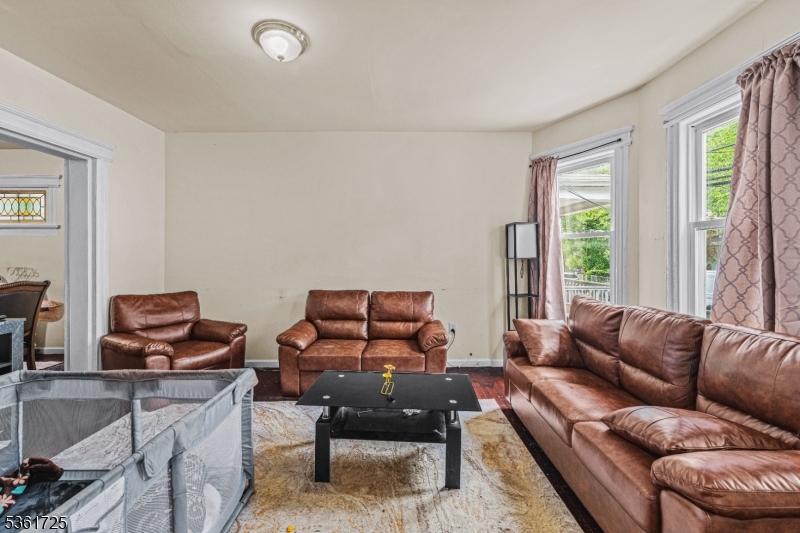832 S 15Th St
