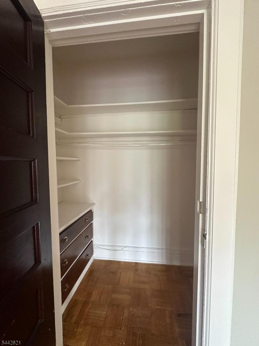 185 S Orange Ave 6