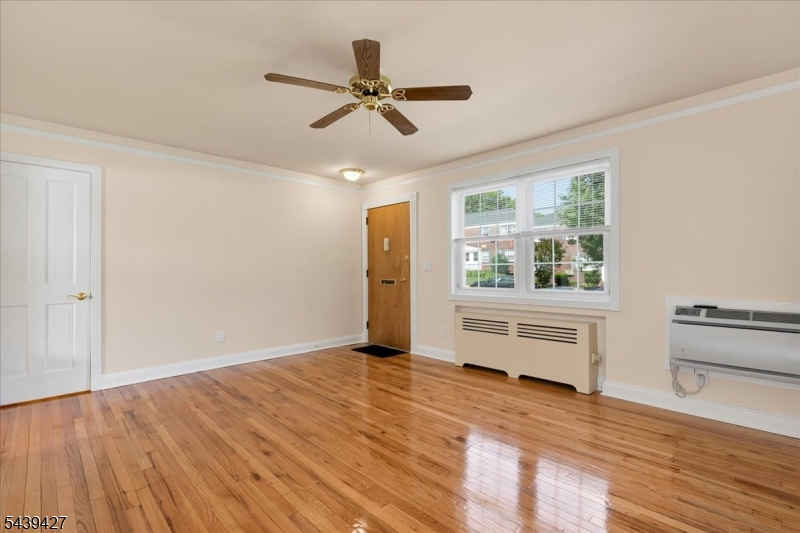 3A W Roselle Ave A