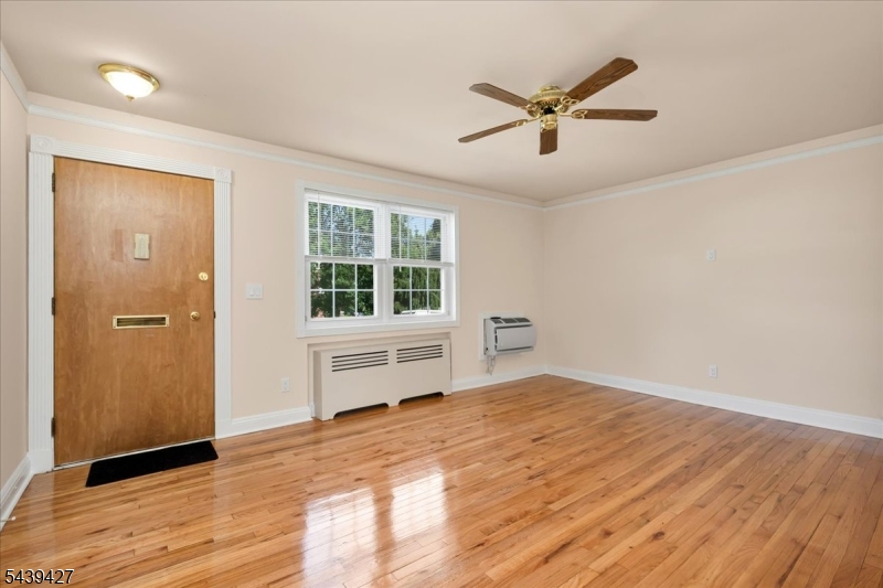 3A W Roselle Ave A
