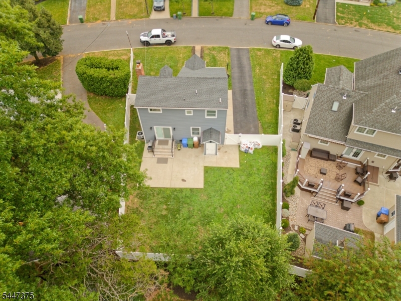 1915 Crescent Pkwy