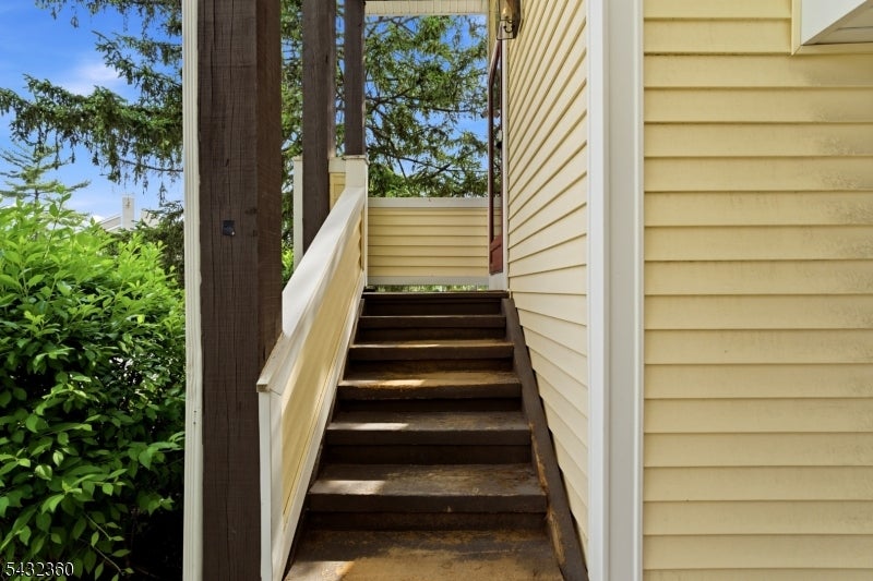 703 Pinehurst-10 10