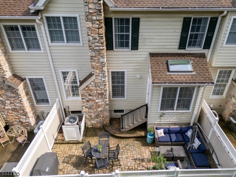 58 Patriot Hill Dr 58