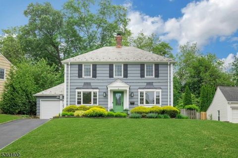 4 Beekman Rd Summit City NJ 07901