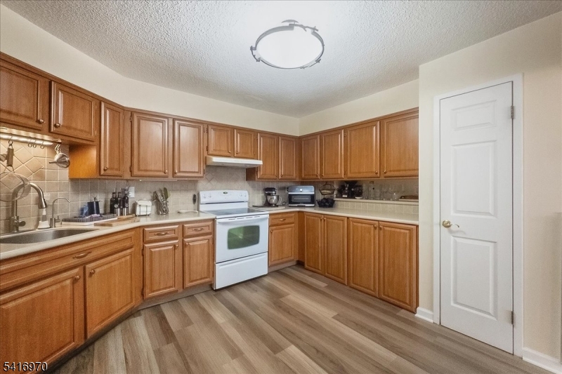 730 Harmon Cove Tower