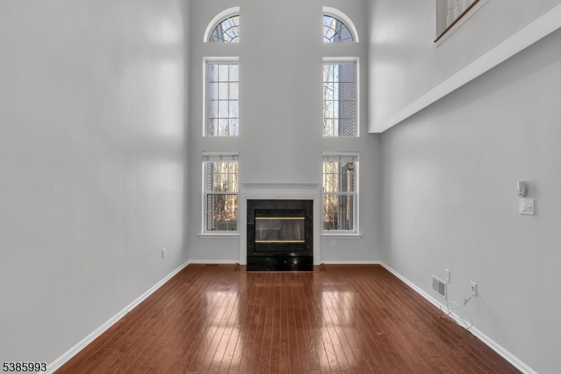45 Washington Ct