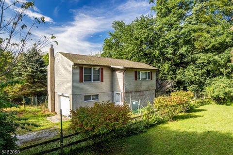 Photo for 10 Pine Dr