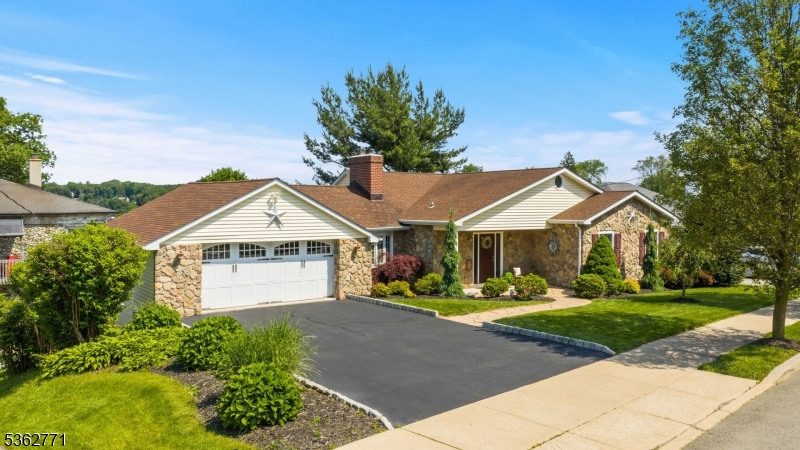 41 College Rd