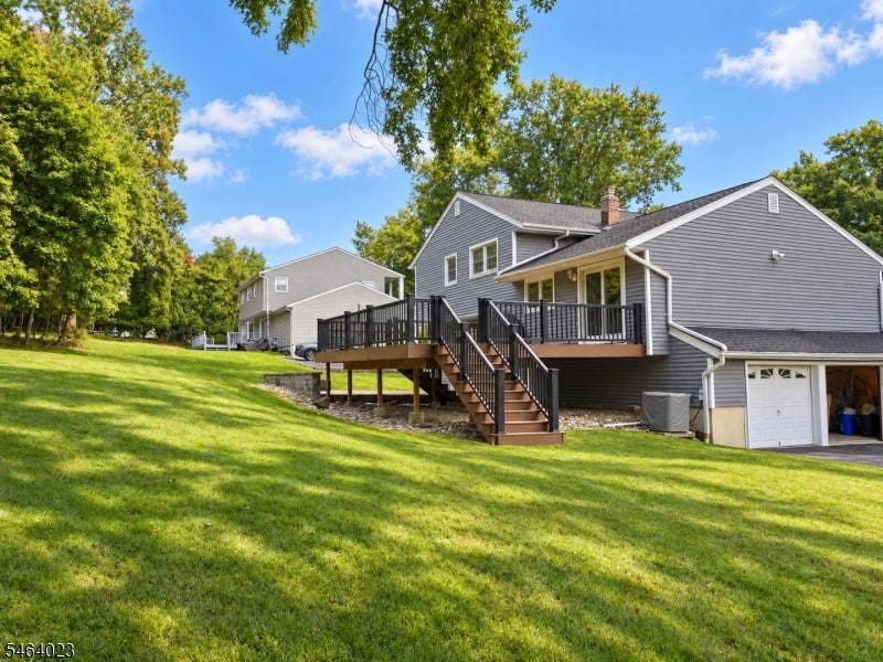 7 Crossbrook Ln