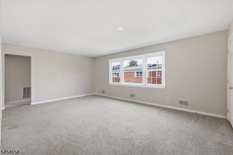 14 Dartmouth Ave 3B