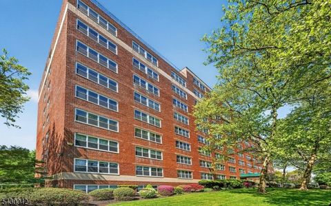 926 Bloomfield Ave 3A Glen Ridge Boro Twp. NJ 07028