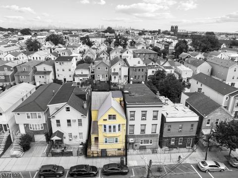 126 Grant Ave Harrison Town NJ 07029