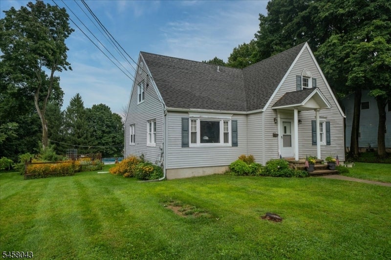 7 Ridgewood Rd