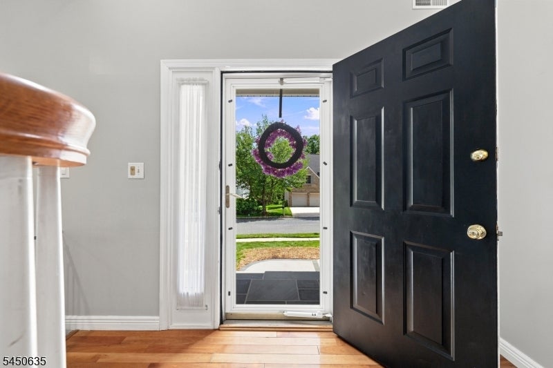 7 Lazarus Dr