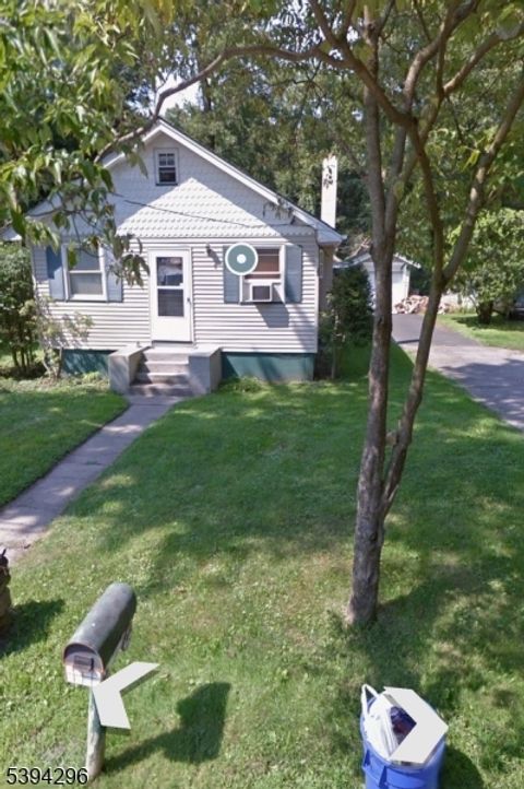 Photo of 192 Riveredge Rd, Lincoln Park, NJ 07035 (MLS # 3995167)