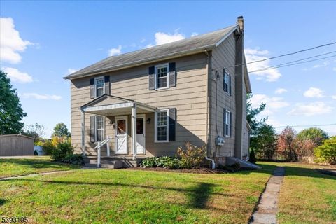 Photo of 9 Hoffman Rd, Clinton, NJ 08833 (MLS # 3994164)