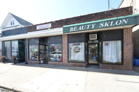 306 Queen Anne Rd Teaneck Twp. NJ 07666