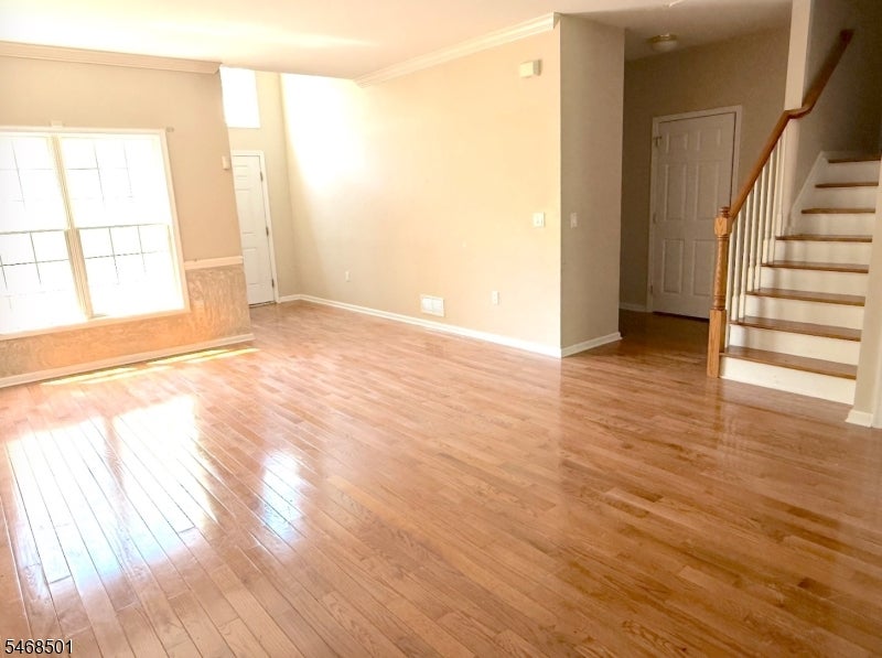 5 Magnolia Ln