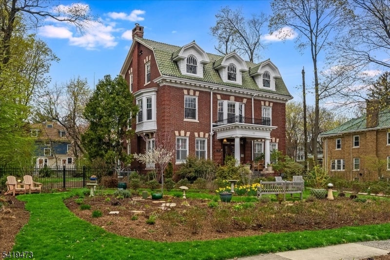33 Stanley Rd