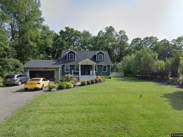 102 Stadelman Ave Belvidere Twp. NJ 07823