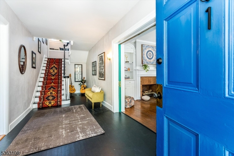 1 Walden Pl