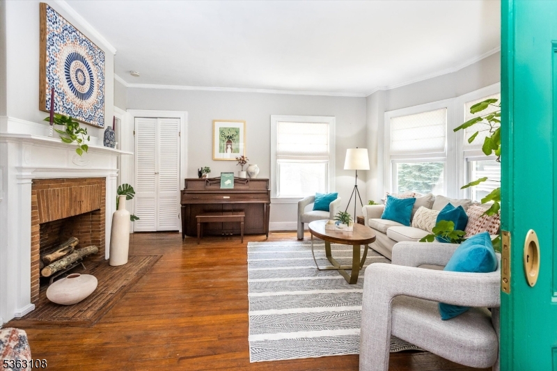 1 Walden Pl