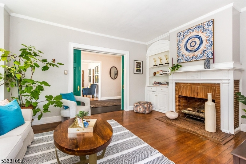 1 Walden Pl