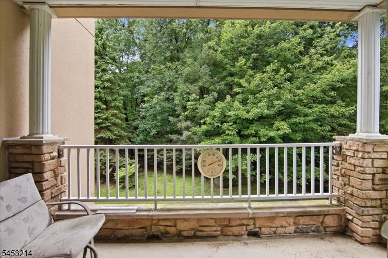 1218 Hamilton Dr 218