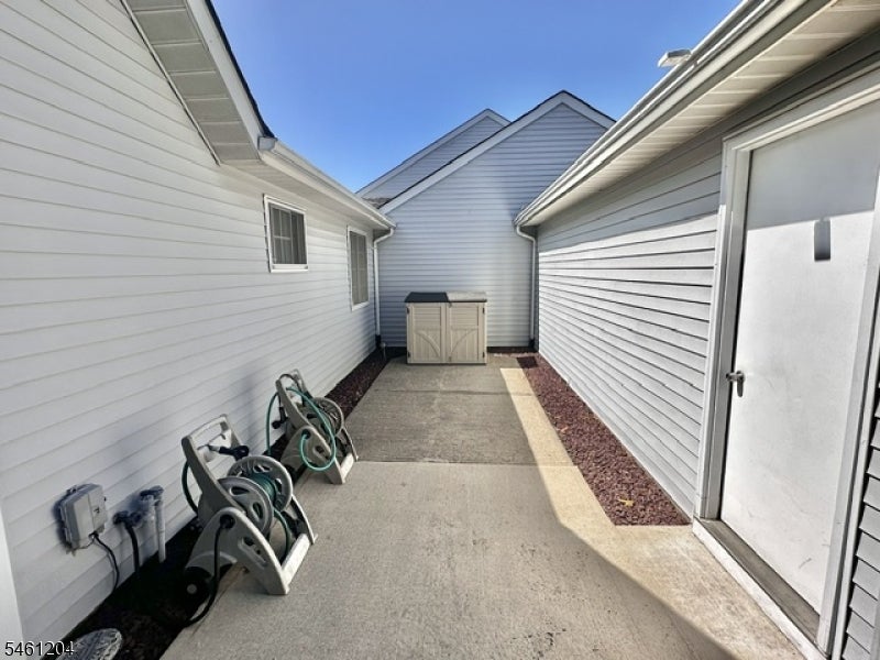 589B Madison Dr