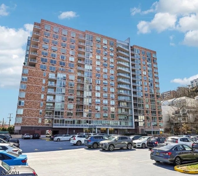 1611 Hudson Park 1611