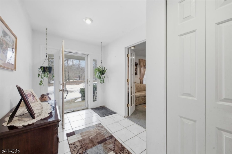 142 N Locust Lake Rd