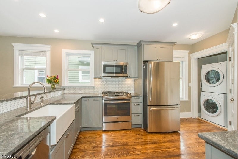 34 N Willow St 2