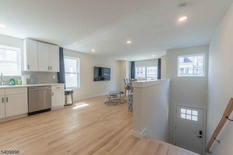 116 Brookdale Ave Unit 1 1