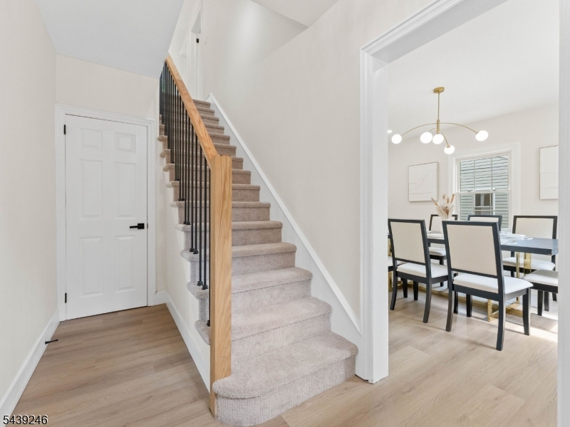 807 Mountain Ave
