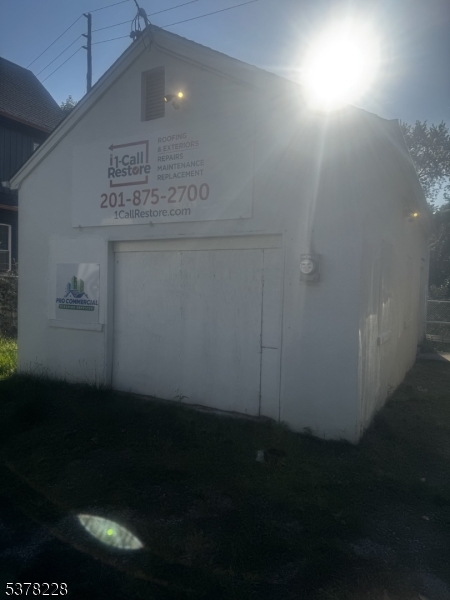 335 Linden Ave