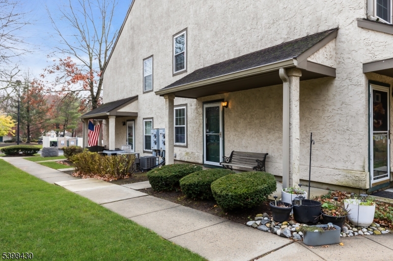 1703 Commons At Kingswood Dr